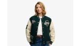 Superdry & Co: la firma preppy con sello inglés llega por primera vez a la Argentina