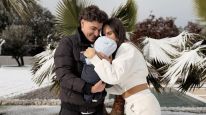 Las dulces fotos de Emilia Ferrero y Julián Álvarez con Amadeo a orillas del río en Córdoba