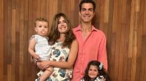 Las mejores fotos de Isabel Macedo junto Juan Manuel Urtubey y sus hijas en la playa