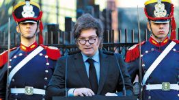 10_10_2026_milei_granadero_cedoc_g