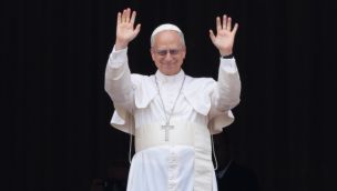 papa leon saludo balcon vaticano