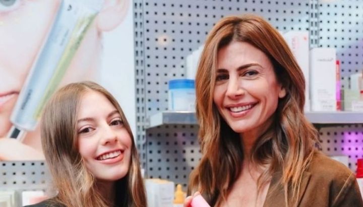 El look de Antonia Macri para sus 15 en París: total black y estilo urbano