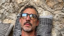 Nahuel Mutti, el actor que triunfó en Verano del 98, a sus 49 años : “Vivir lejos de mis hijos es tener siempre algo que contarles”