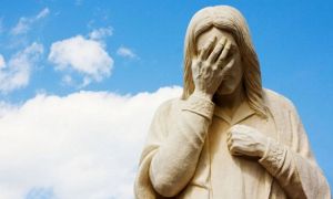 El Cristo Redentor, preocupado en Brasil.