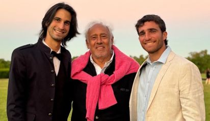 Gustavo Yankelevich junto a sus nietos, Franco y Valentín