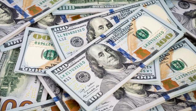 111026_dolar_cedoc_g