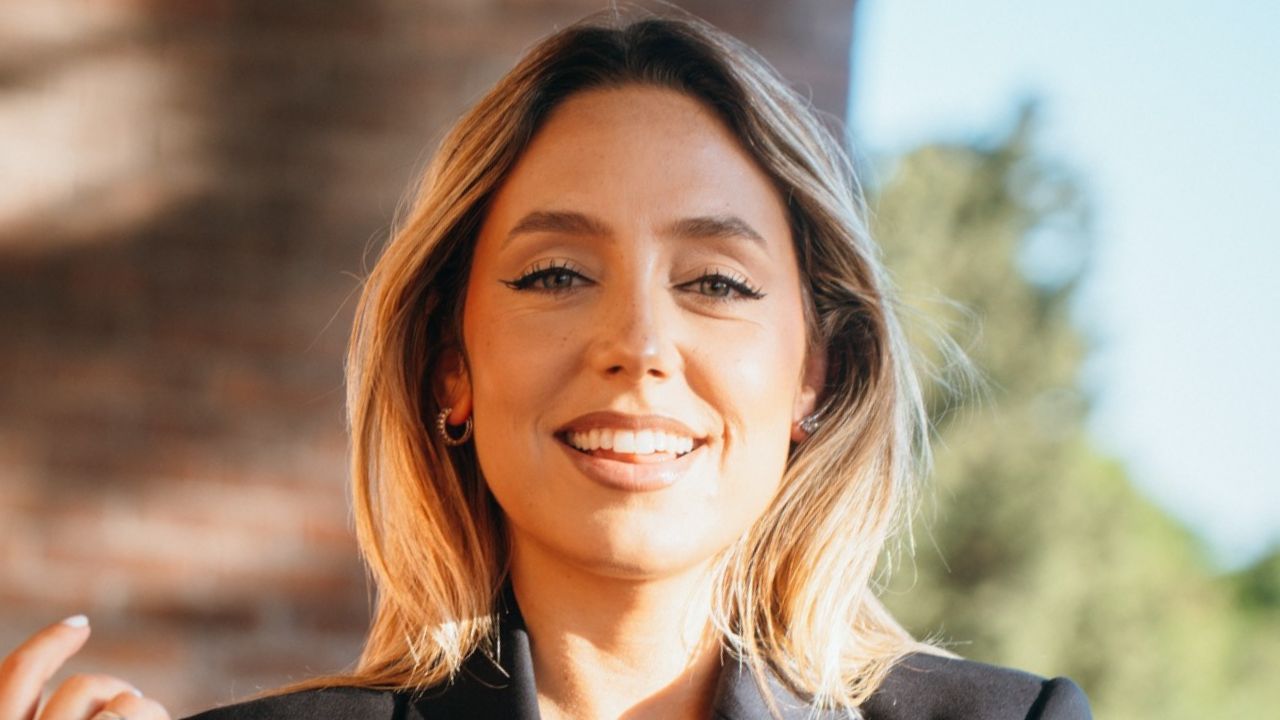 Sofi Martínez disfruta de sus vacaciones en el Valle de Uco: Fogata con amigos y un particular recorrido por la noche mendocina | Caras