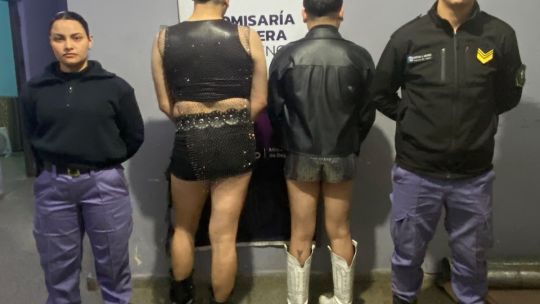 Se sirvieron bebidas, fueron denunciados por agredir a una mujer y su foto se hizo viral en Resistencia