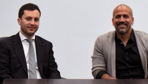 Stéfano Di Carlo y Juan Sebastián Verón