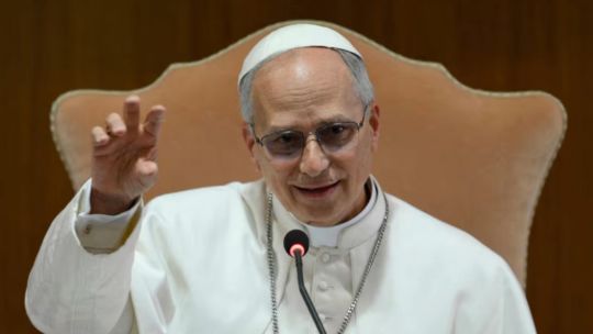 "Noche tranquila": Cómo sigue el papa León XIV tras la operación por cáncer de pulmón