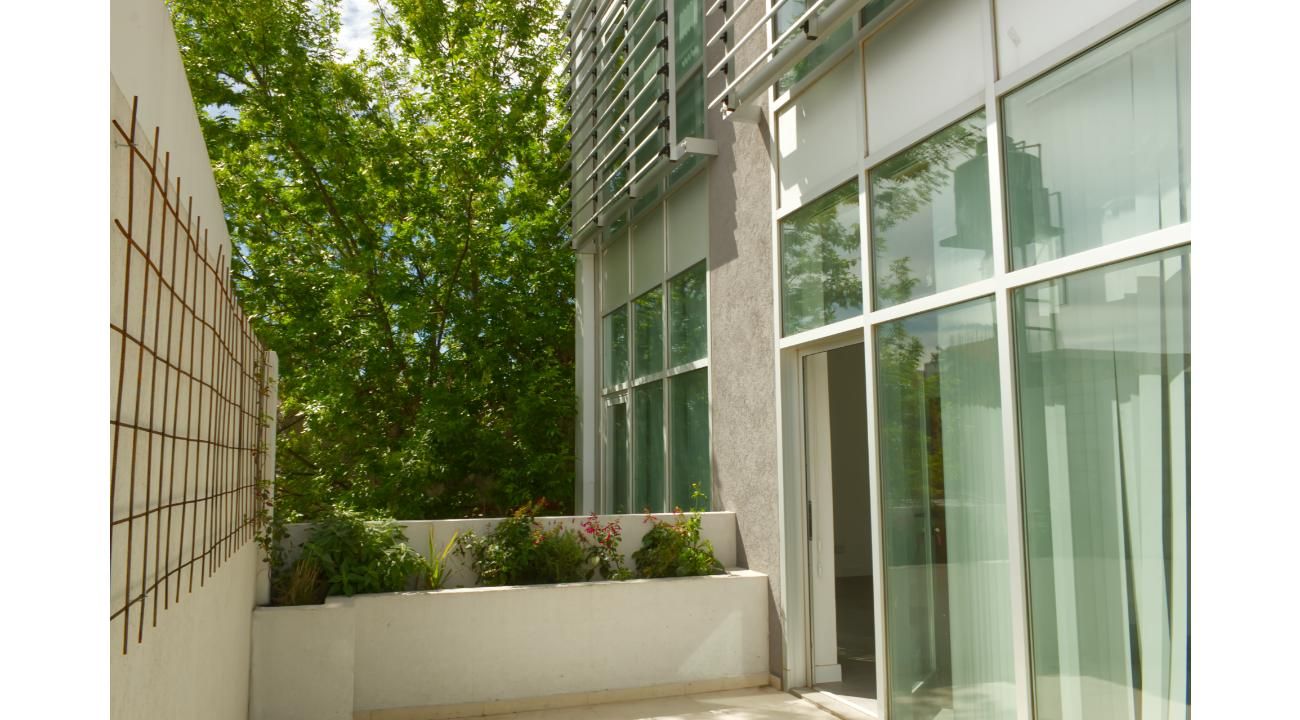 AIC Estudio: Arquitectura consciente, diseño humano y compromiso bioclimático