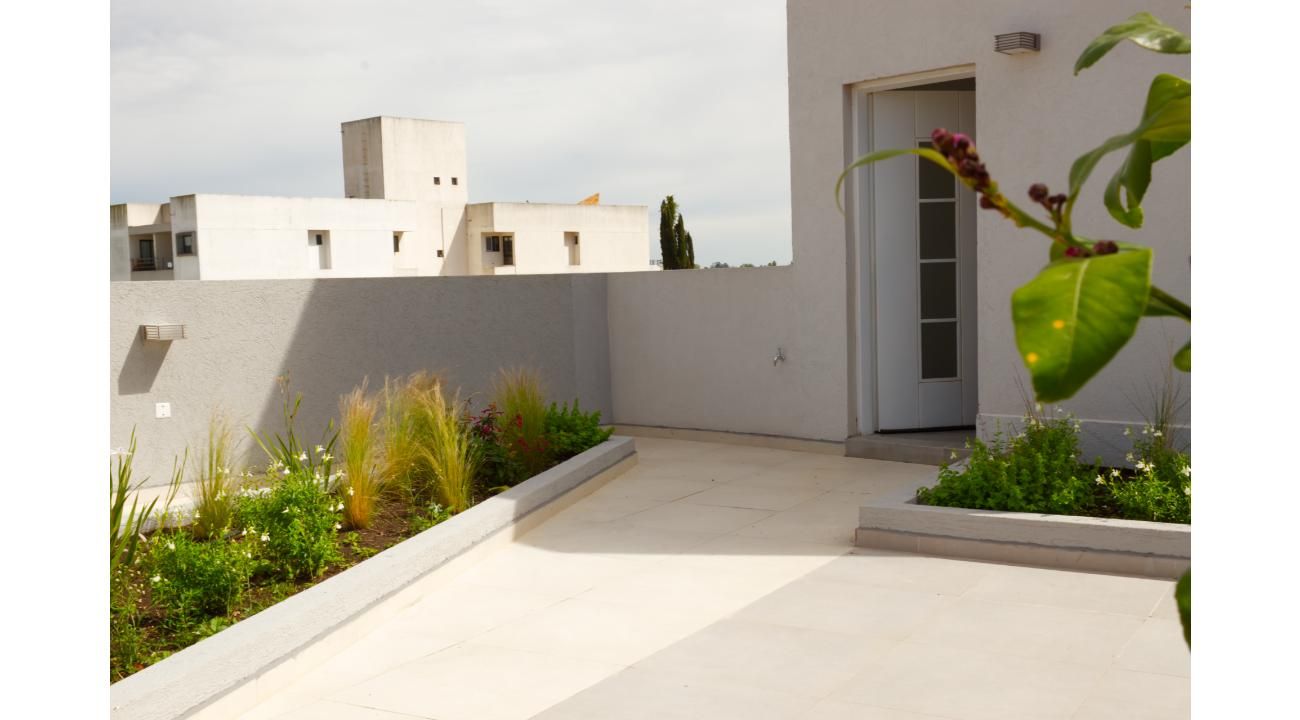 AIC Estudio: Arquitectura consciente, diseño humano y compromiso bioclimático