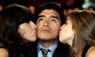 Gianinna, Dalma y Diego Maradona