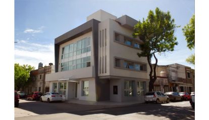 AIC Estudio: Arquitectura consciente, diseño humano y compromiso bioclimático