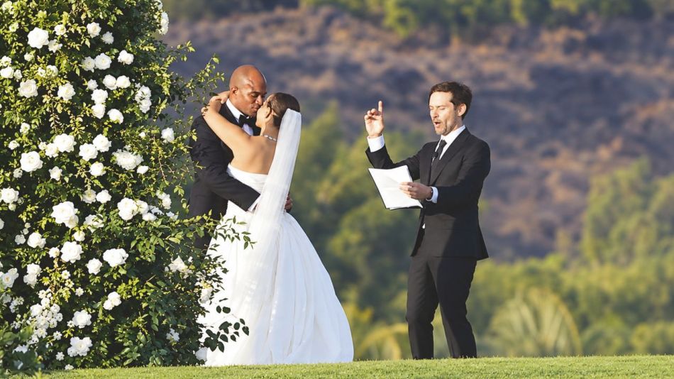 Tobey Maguire ofició la boda de su exesposa Jennifer Meyer