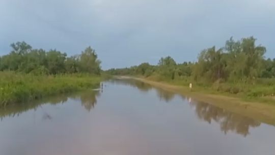 La crecida del Paraná amenaza con aislar a Isla del Cerrito: el agua ya afecta la ruta de acceso