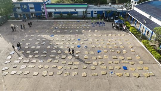 Llevaban casi cinco toneladas de marihuana ocultas entre carbón en un camión robado en Chaco