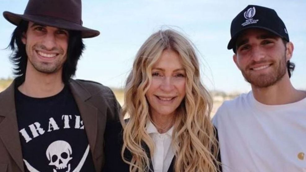 Cris Morena con sus nietos Franco y Valentin
