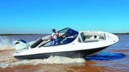1610_LANCHA