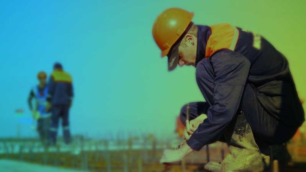 El debate por el empleo y la reconversión industrial: las diferencias entre el modelo de Milei y los años 90