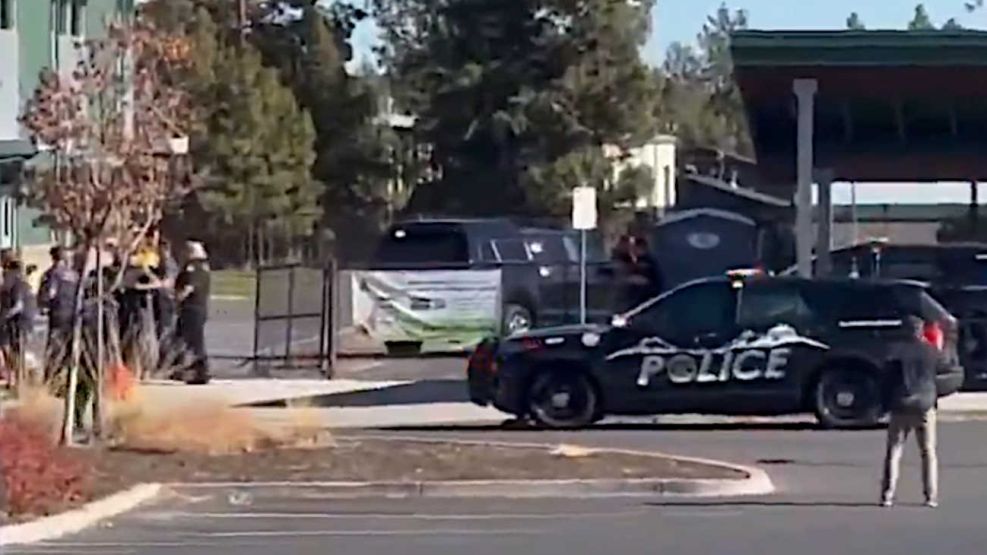 Tiroteo masivo en la Escuela Primaria Silver Rail en Bend, Oregón 15102026