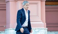 171026_luis_toto_caputo_rosada_na_g