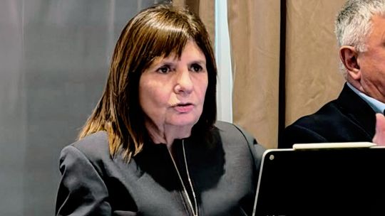 Bullrich se mostró como candidata invitada por la Fundación Libertad