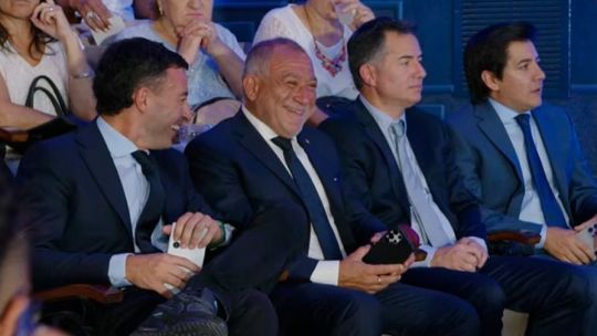 Tiempos distintos y miradas de reojo: el complejo rompecabezas de la oposición