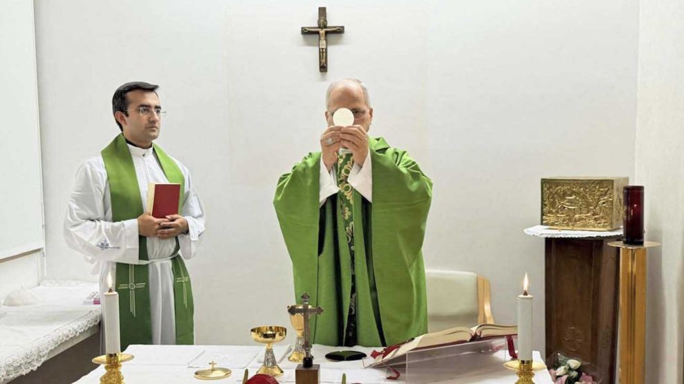17_10_2026_edgard_rimaycuna_papa_leon_afp_g