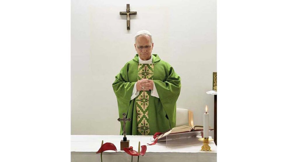 18_10_2026_papa_leon_cedoc_g