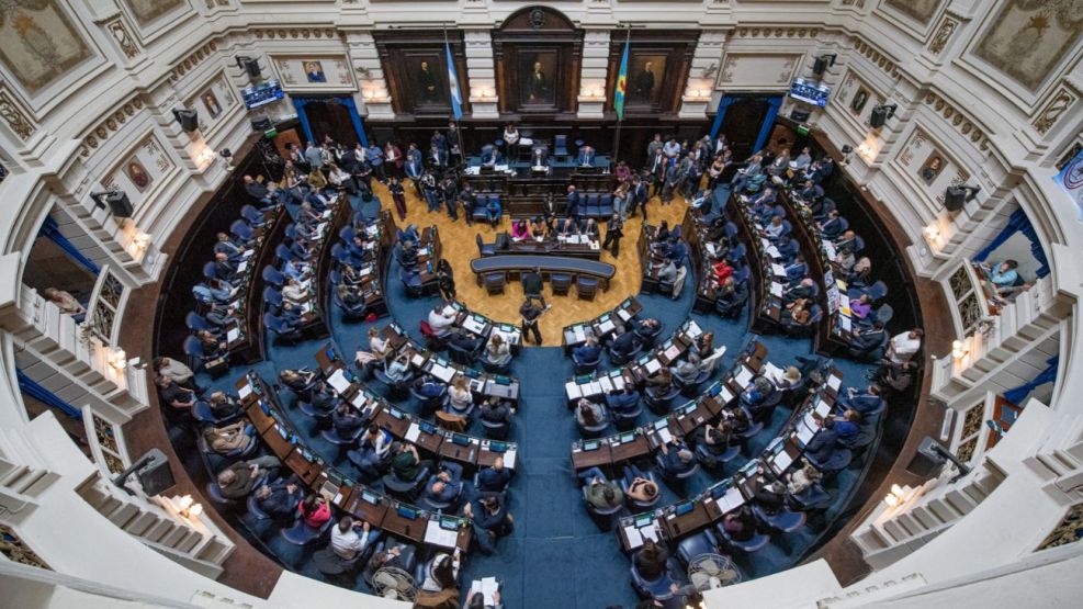 La Cámara de Diputados de la Provincia de Buenos Aires tuvo una escasa actividad en 2026. Se aprobaron más de 500 declaraciones de interés legislativo y efemérides, pero ninguna ley de peso ni reforma estrutural