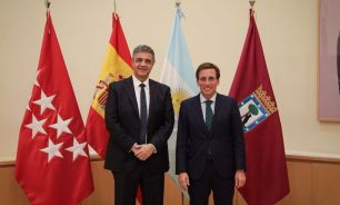 El Jefe de Gobierno, Jorge Macri y el Alcalde de Madrid, José Luis Martínez-Almeida