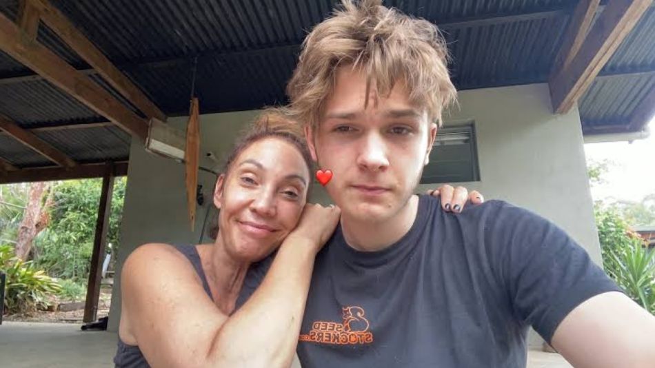 Ernestina Pais y su hijo, Benicio Guyot