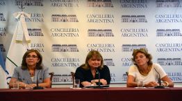 Frida Armas Pfirter durante una conferencia de prensa sobre la plataforma continental argentina, en marzo de 2017.