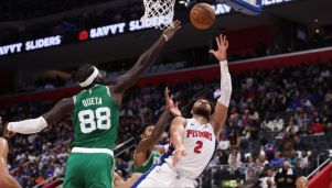 Detroit venció a los Celtics en el debut de la NBA 2026/27