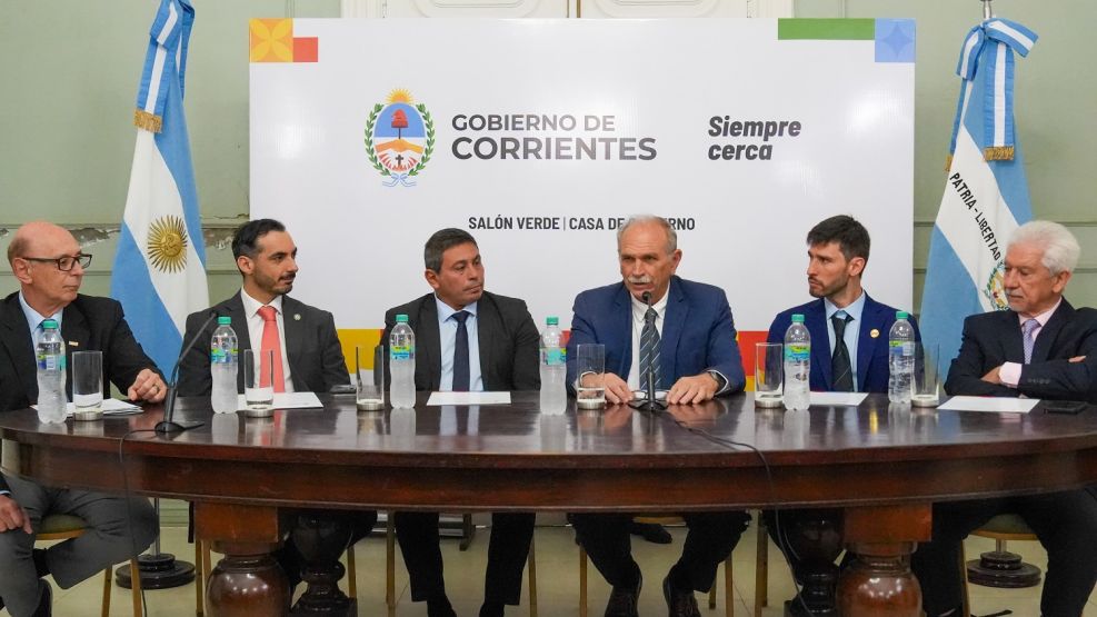 Salud presentó estrategia internacional HEARTS