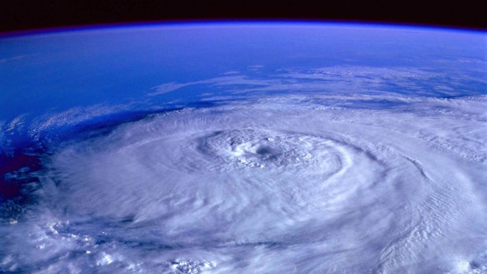 Tormenta tropical Vance se intensificará y podría llegar a huracán categoría 3