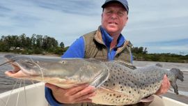 El recorrido de pesca se desarrolla desde aproximadamente los 1.000 metros de la compuerta en dirección a Salto Chico.