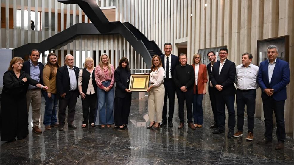 Prunotto y legisladores reconocieron a Emilce Cuda
