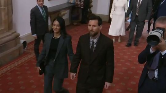 Lionel Messi recibe el premio Princesa de Asturias: se reune con el Rey Felipe VI y la Reina Letizia