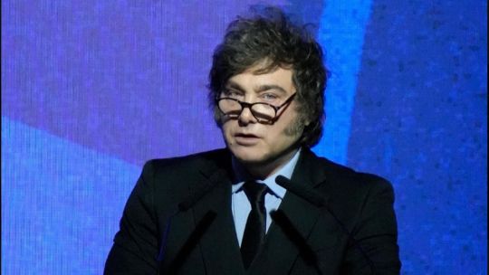 Javier Milei volvió a apuntar contra el periodismo: "Los que se tienen que quemar en la hoguera son los hijos de puta"
