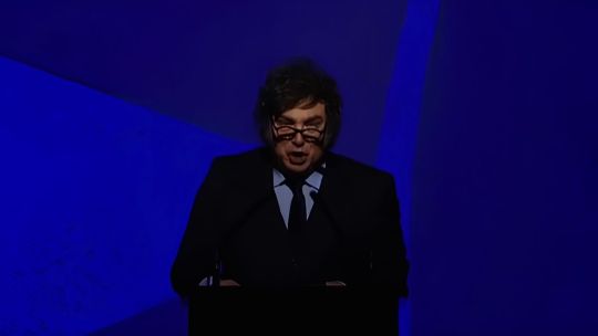 Milei en la Fundación Faro: “Somos honestos y estamos limpios” y aseguró que intentaron “un golpe de Estado”