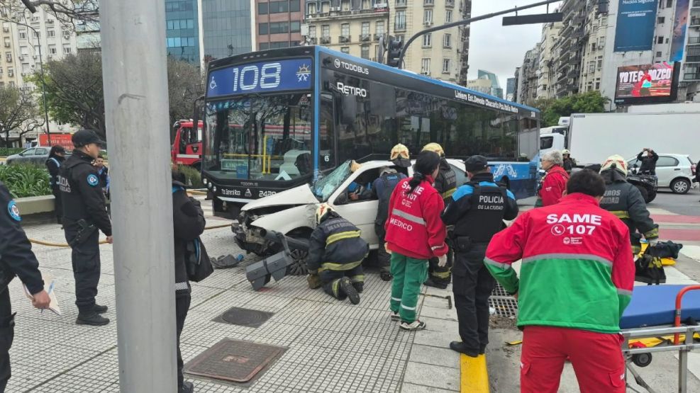 Choque 9 de Julio y Santa Fe 24102026