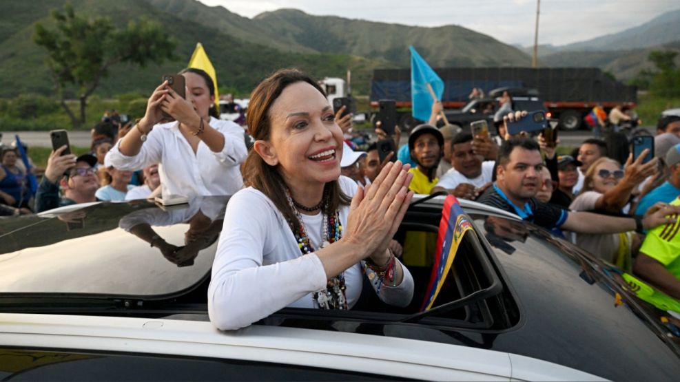 Corina Machado regresa a Venezuela