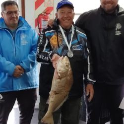 El siempre presente pez palo apareció desde el comienzo, pero con el correr de las horas se incorporaron otras especies que le dieron un nuevo impulso a la competencia. Burriquetas, anchoas de banco y roncadoras ganaron protagonismo. 
