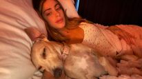 Tini Stoessel y Fifi, su perrita