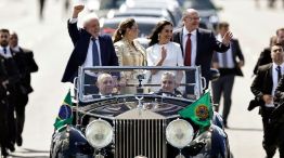 LULA EN EL AUTO PRESIDENCIAL