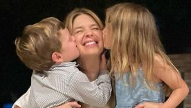 Marcela Kloosterboer y sus hijos Juana y Otto