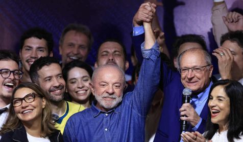 Lula habla en el bunker 