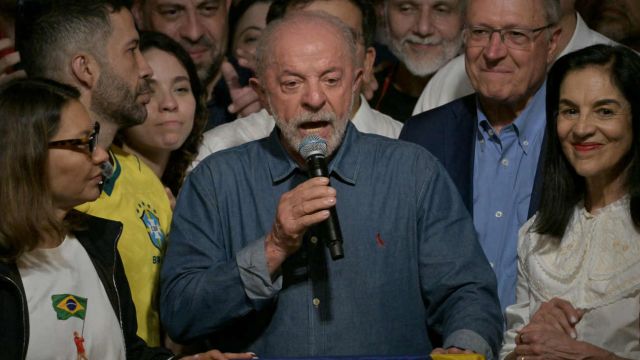 Lula habla en el bunker 